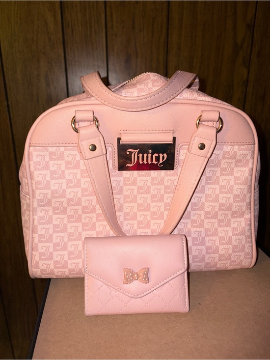 Juicy Couture Handbags - Juicy Couture Blush Pink Signature Jacquard Satchel w/Crossbody & wallet